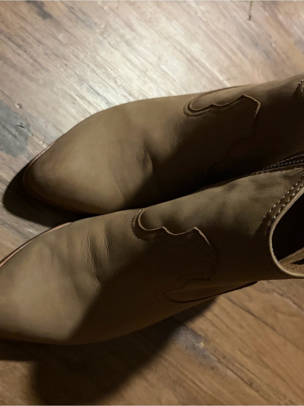 Women’s Tan Leather Ankle Boots